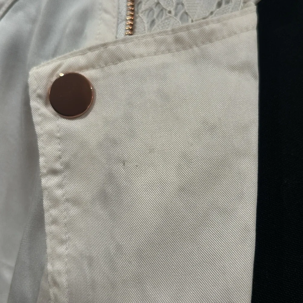 Candies Cream/Off White Lace Jacket - Picture 5 of 8